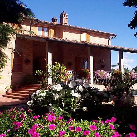Agriturismo Malafrasca 锡耶纳 外观 照片