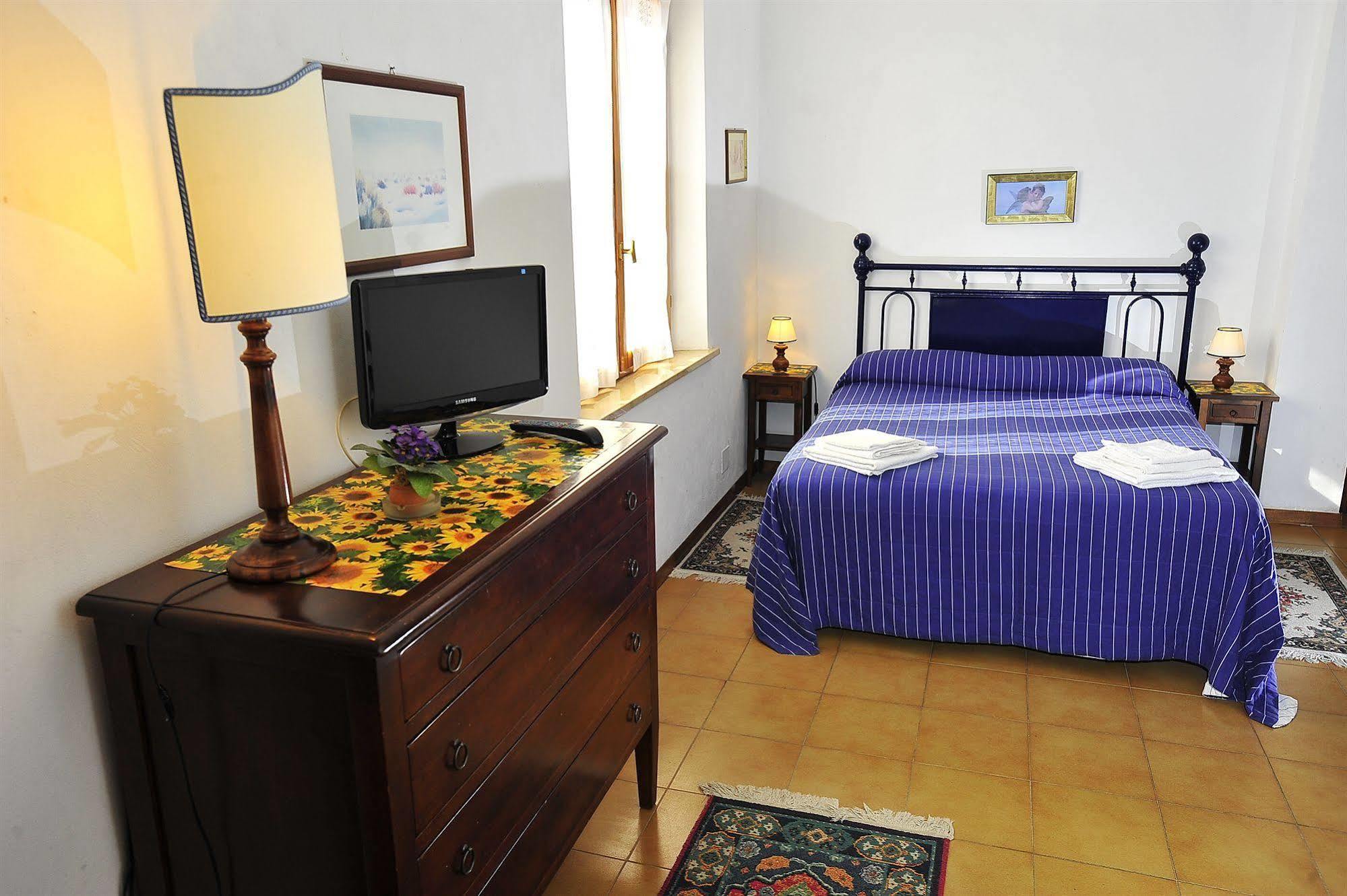 Agriturismo Malafrasca 锡耶纳 外观 照片