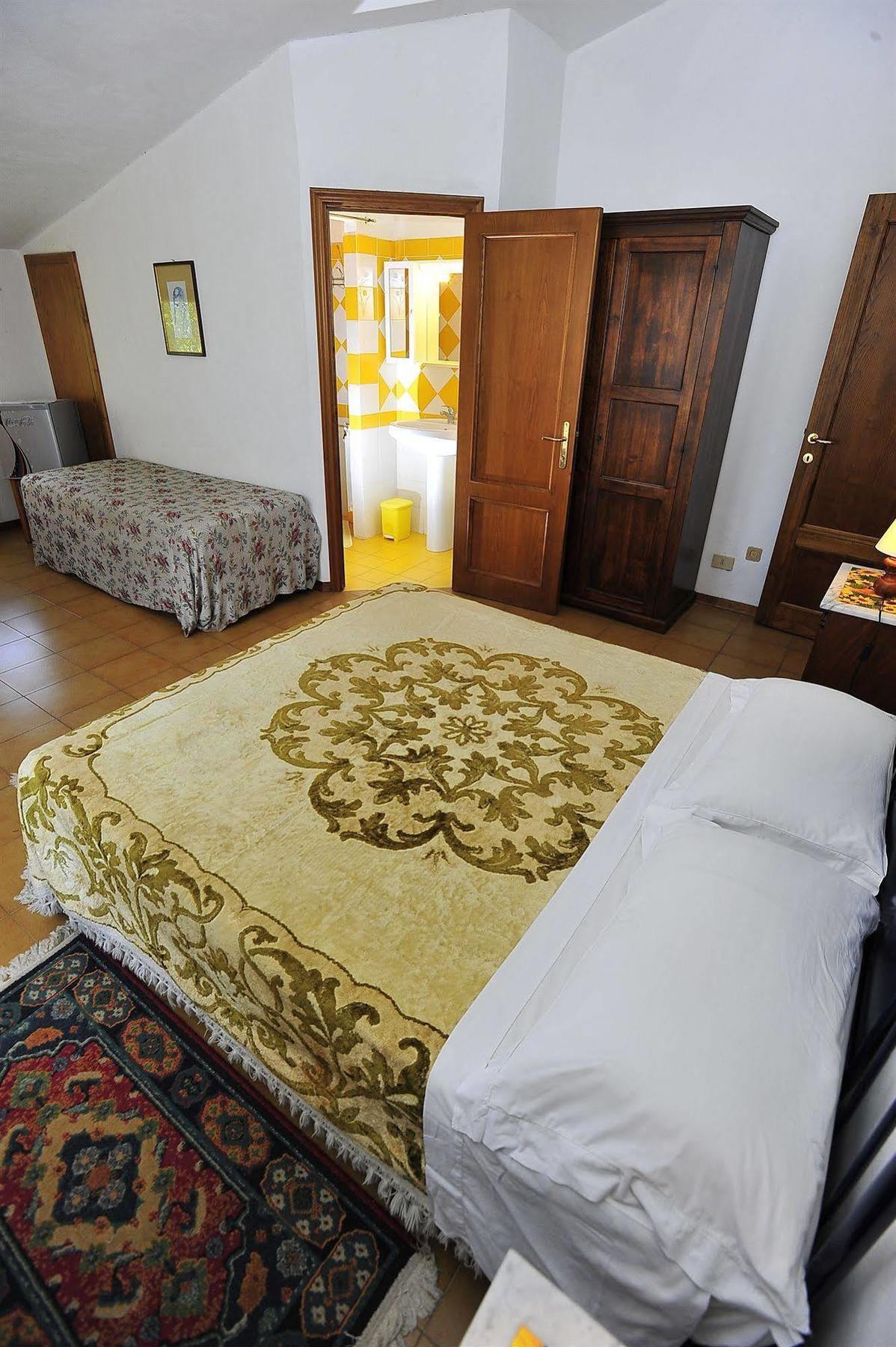 Agriturismo Malafrasca 锡耶纳 外观 照片